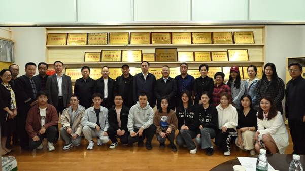 https://news.jsu.edu.cn/__local/5/6D/0D/0254096626945429C16A7496576_658DE2E2_682AEF.jpg