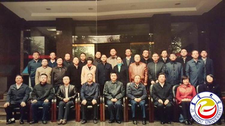 http://news.jsu.edu.cn/upload/news/201512/20151210143216164457.jpg